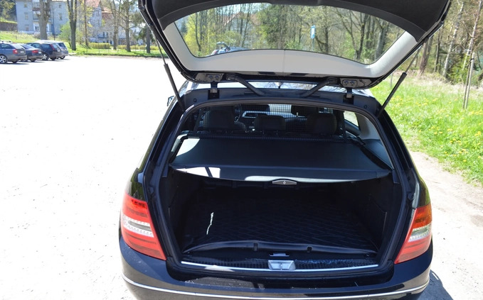 Mercedes-Benz Klasa C cena 48500 przebieg: 226800, rok produkcji 2014 z Strzegom małe 352